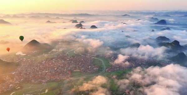 粤友钱配资 壮美如斯！“天眼”看普者黑山水田园风景如画